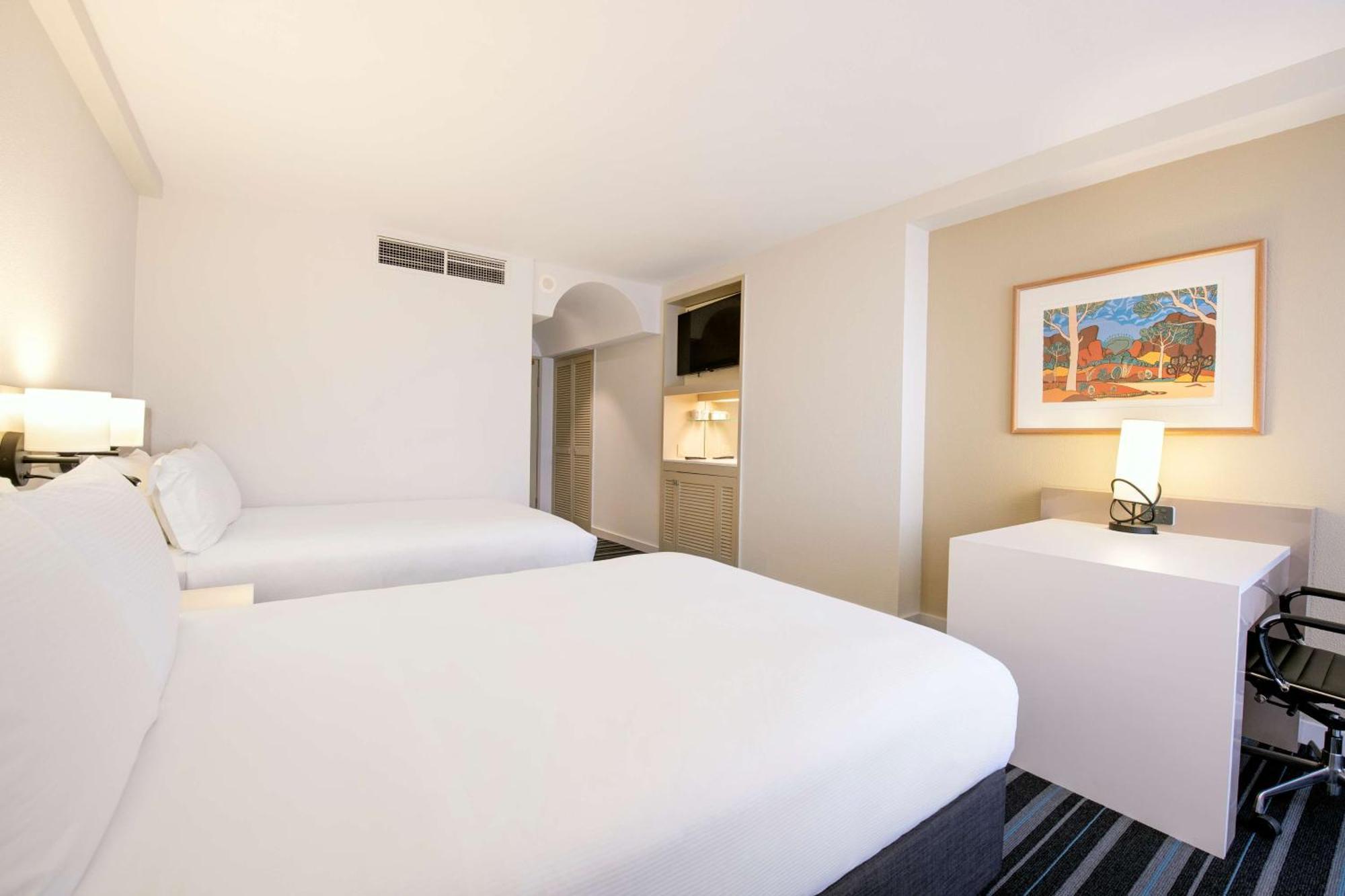 Doubletree By Hilton Esplanade Darwin Hotel Екстериор снимка