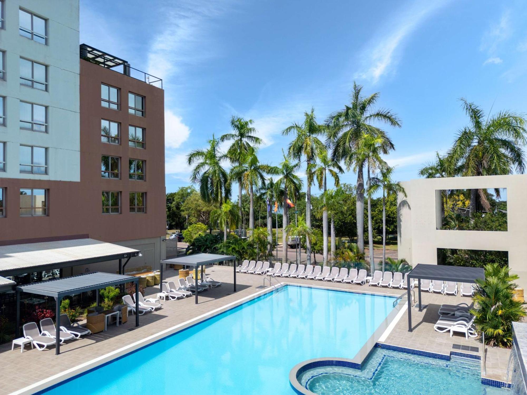Doubletree By Hilton Esplanade Darwin Hotel Екстериор снимка