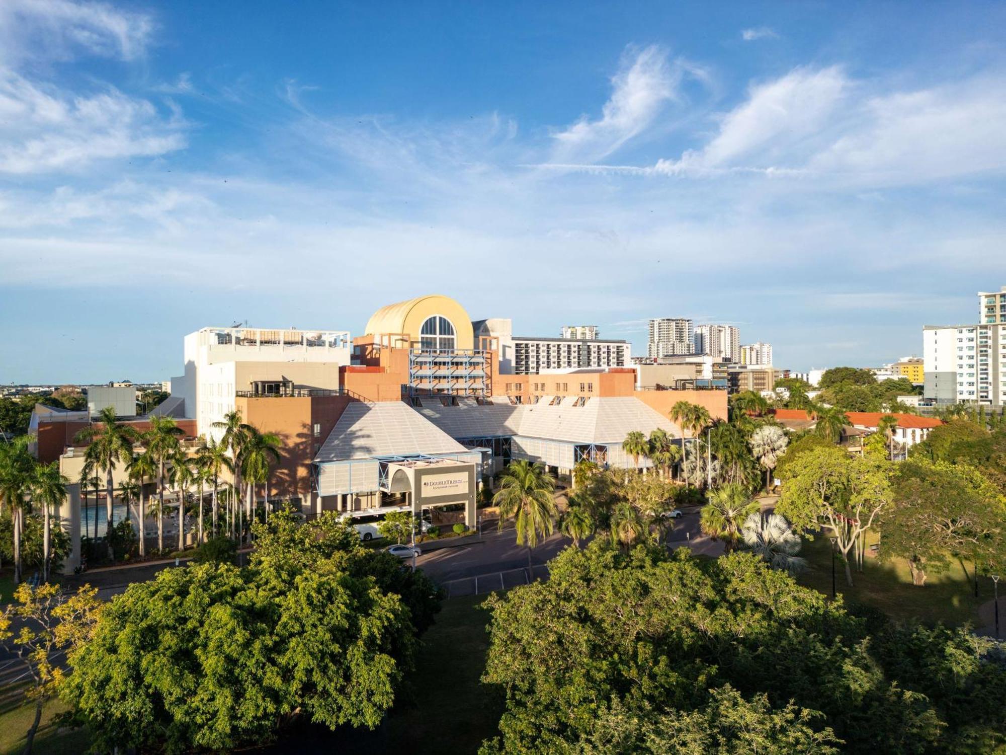 Doubletree By Hilton Esplanade Darwin Hotel Екстериор снимка