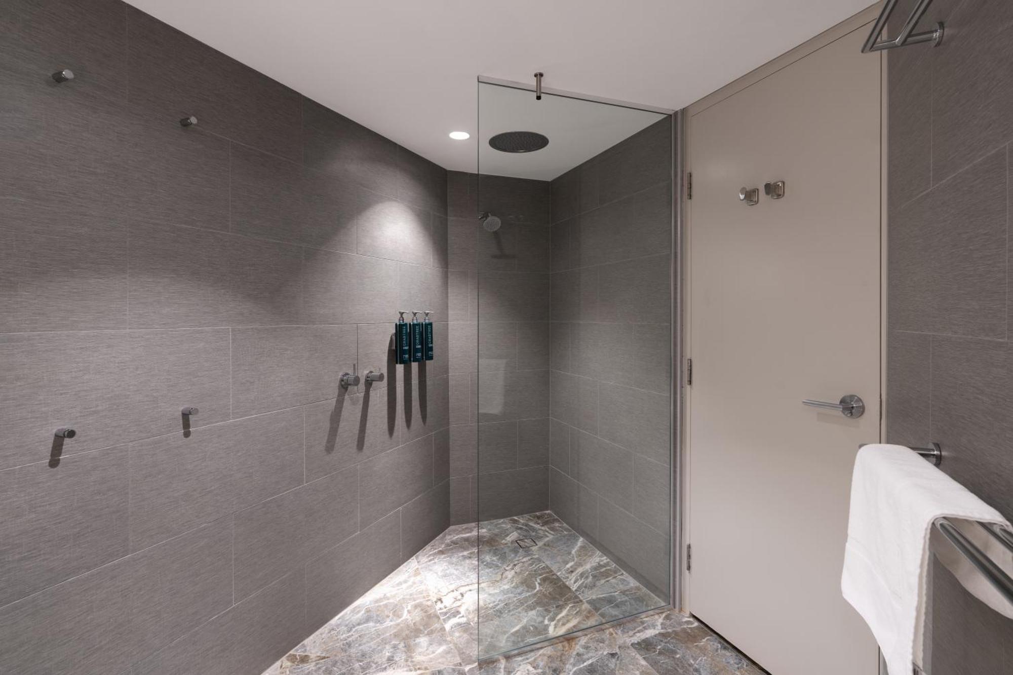 Doubletree By Hilton Esplanade Darwin Hotel Екстериор снимка