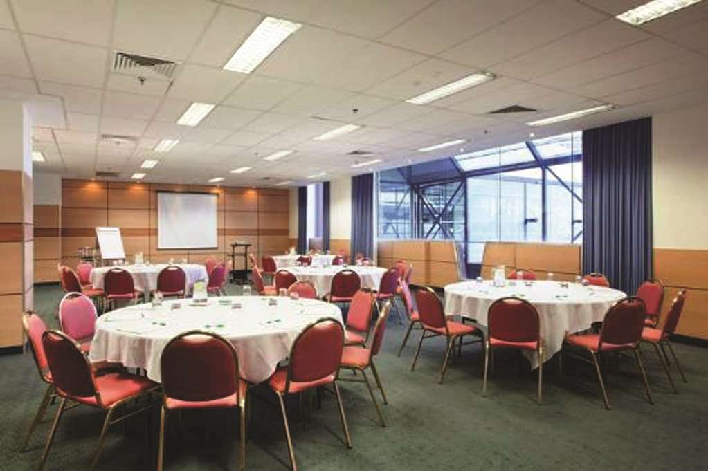Doubletree By Hilton Esplanade Darwin Hotel Съоръжения снимка